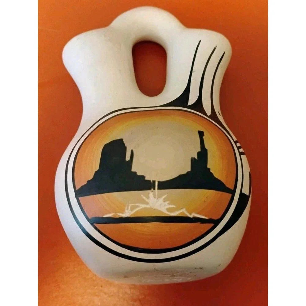Vintage Navajo Wedding Vase Pottery – Signed Janet Diné – 1984 Hand-Painted